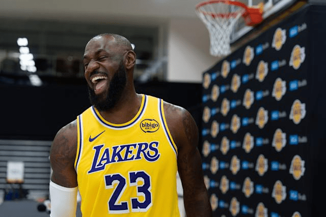 NBA》首度全程練球 LeBron：肺像新生兒